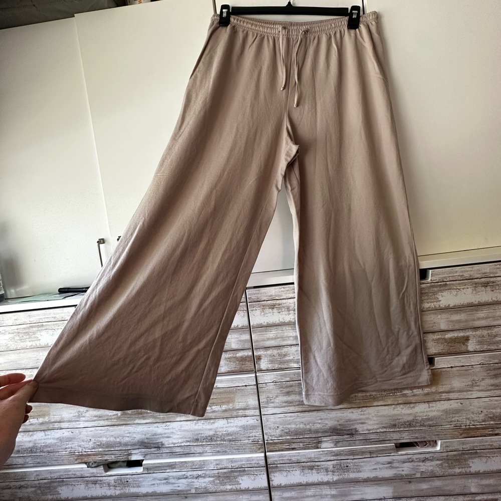 🤍 H&M Beige Wide Leg Pull-On Pants Size Large
